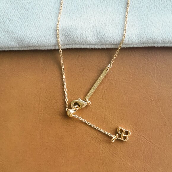 Alicia Bonnie Aurora Gold Green Crystal Necklace - Picture 4 of 4